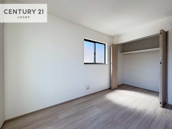 松戸市南花島3丁目　B号棟　新築戸建