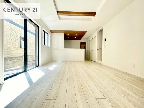 松戸市栄町1丁目　3号棟　新築戸建て