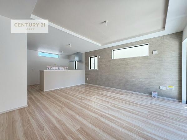 松戸市六高台7丁目　新築戸建