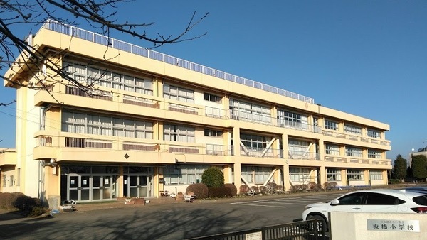 つくばみらい市伊奈東　A号棟　新築戸建(つくばみらい市立伊奈東小学校)