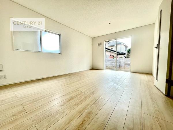 守谷市薬師台7丁目　2号棟　新築戸建