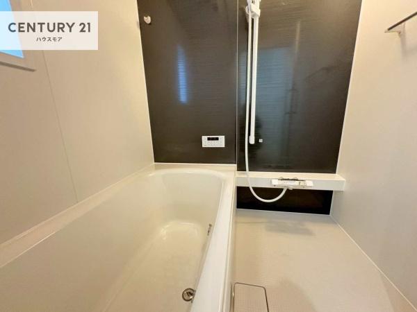 松戸市五香南1丁目　2号棟　新築戸建