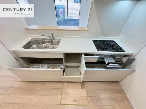 松戸市五香南1丁目　2号棟　新築戸建