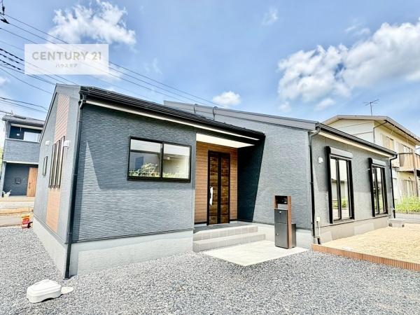 牛久市岡見町　新築戸建て