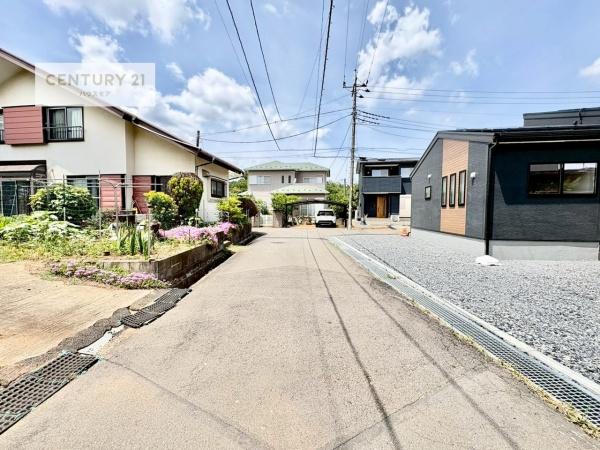 牛久市岡見町　新築戸建て