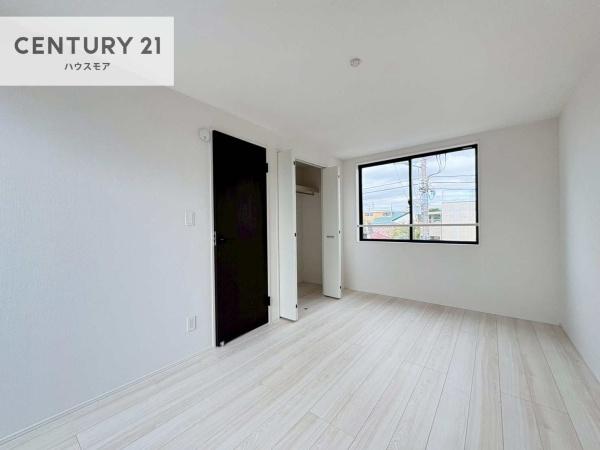 松戸市栄町7丁目　新築戸建