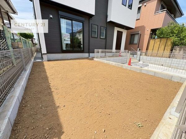牛久市神谷1丁目　新築戸建て