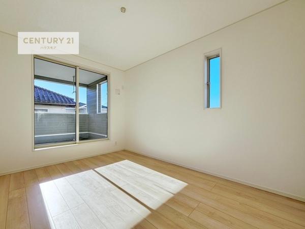 松戸市六高台6丁目　2号棟　新築戸建て