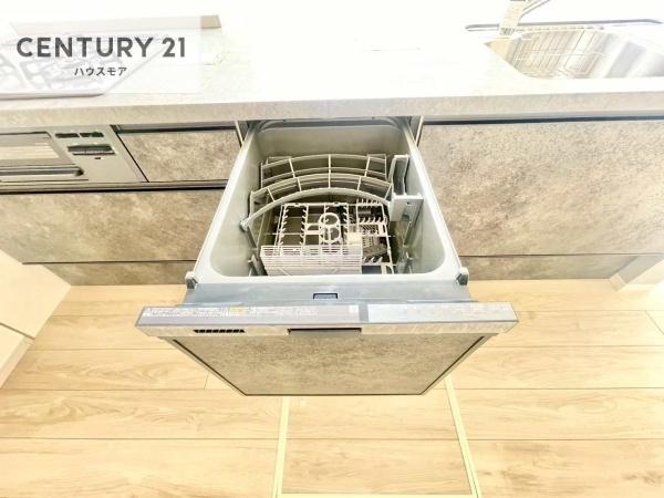 松戸市新松戸北2丁目　新築戸建