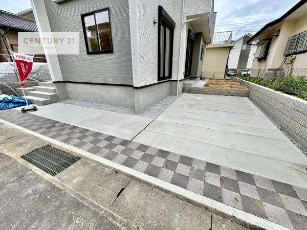 牛久市南5丁目　新築戸建て