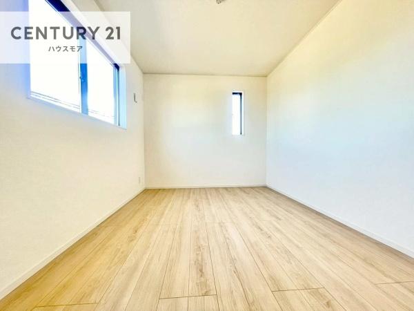 土浦市神立東2丁目　2号棟　新築戸建て