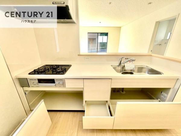 土浦市神立東2丁目　2号棟　新築戸建て