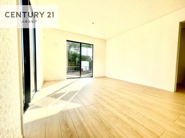 土浦市神立東2丁目　2号棟　新築戸建て