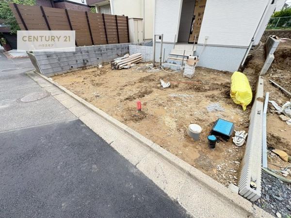 守谷市松ケ丘5丁目　2号棟　新築戸建
