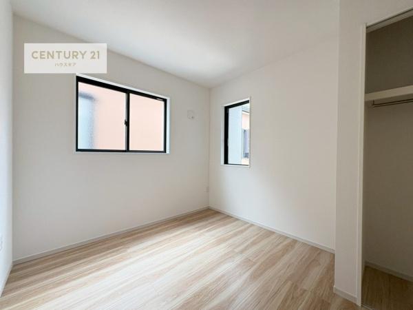 牛久市中央1丁目　新築戸建