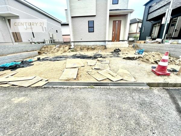 土浦市小岩田東2丁目　2号棟　新築戸建