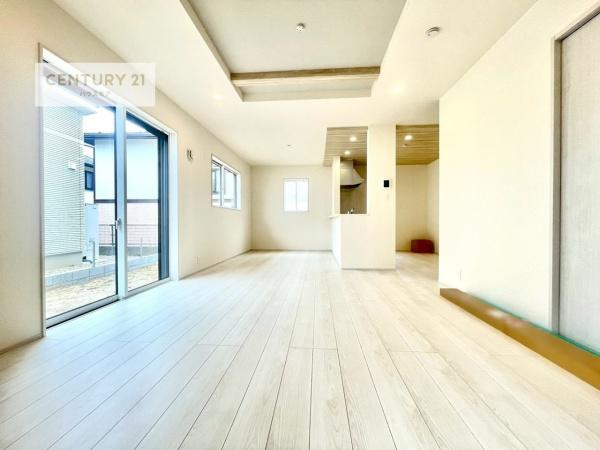 土浦市小岩田東2丁目　2号棟　新築戸建