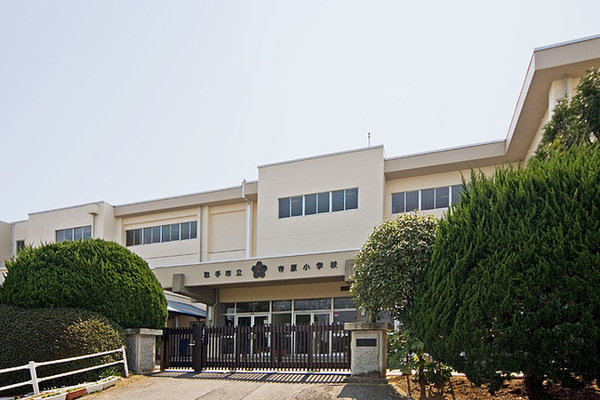 取手市本郷2丁目　新築戸建て(取手市立寺原小学校)