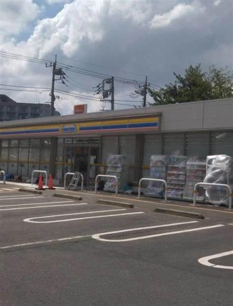 柏市南逆井2丁目　新築戸建(ミニストップ金ヶ作並木前店)