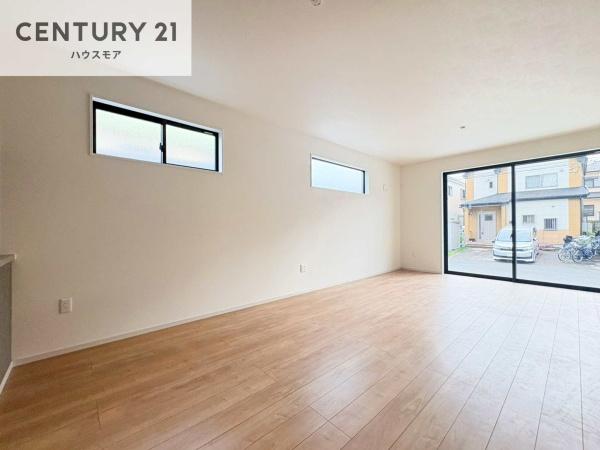柏市亀甲台町1丁目　3号棟　新築戸建
