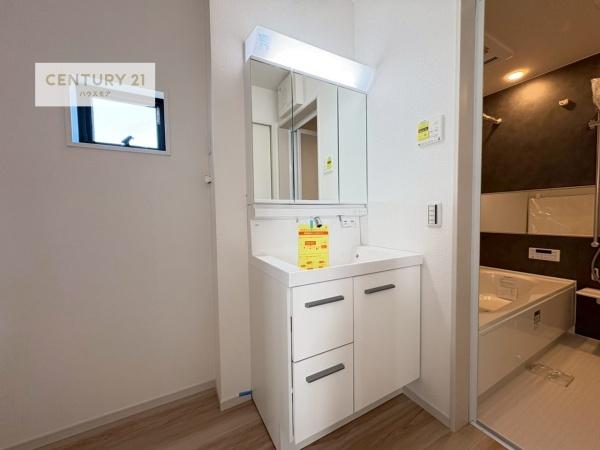 取手市ゆめみ野1丁目　1号棟
