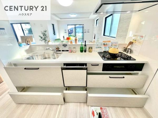 取手市戸頭　2号棟　新築戸建