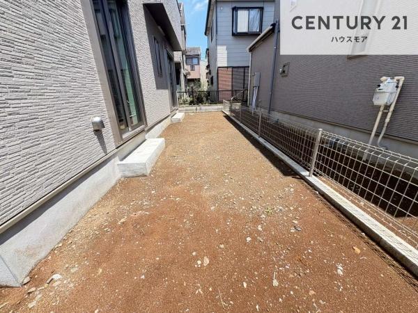 柏市酒井根6丁目　B号棟　新築戸建