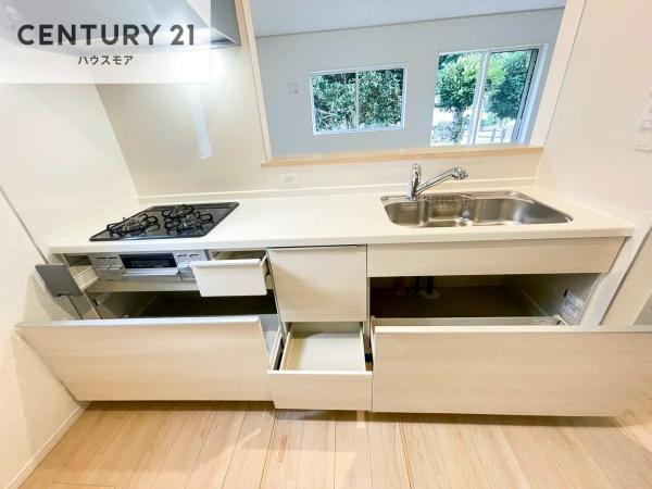 柏市伊勢原1丁目　2号棟　新築戸建