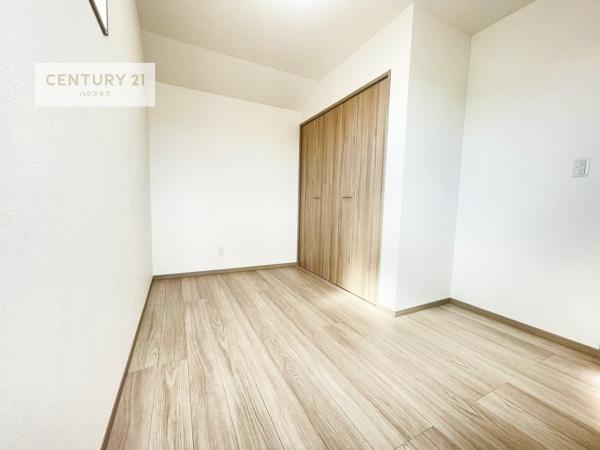 松戸市新松戸南2丁目　2号棟　新築戸建