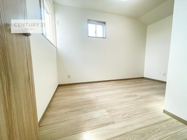 松戸市新松戸南2丁目　2号棟　新築戸建