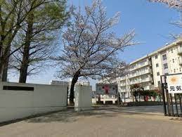 新松戸ファミールハイツ5号棟(松戸市立横須賀小学校)