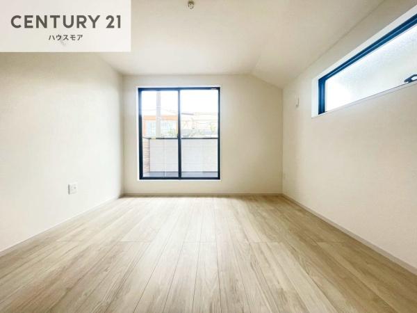 松戸市八ケ崎1丁目　2号棟　新築戸建