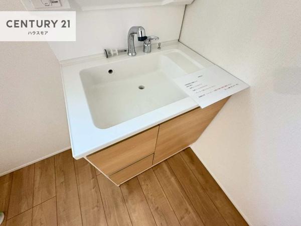 松戸市上本郷4丁目　3号棟　新築戸建