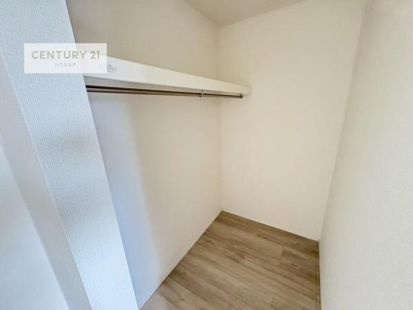 流山市松ケ丘5丁目　2号棟　新築戸建
