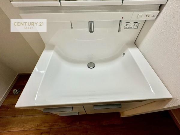 松戸市六実2丁目　新築戸建