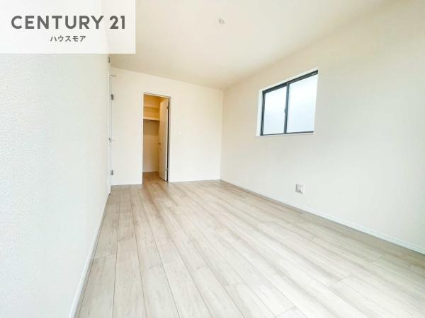 松戸市小金原5丁目　2-A号棟　新築戸建