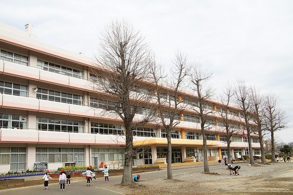 取手市新町６丁目の土地(取手市立取手西小学校)