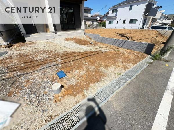 松戸市小金原7丁目　B号棟　新築戸建