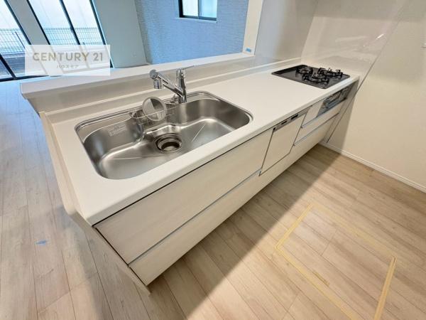 松戸市六高台4丁目　D号棟　新築戸建