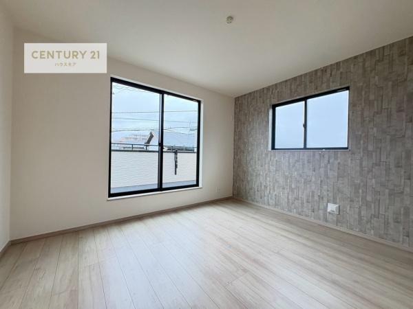 松戸市六高台5丁目　B号棟　新築戸建