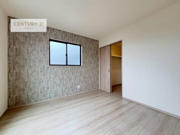 松戸市六高台5丁目　B号棟　新築戸建