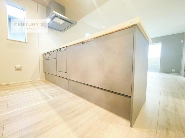 松戸市日暮7丁目　2号棟　新築戸建