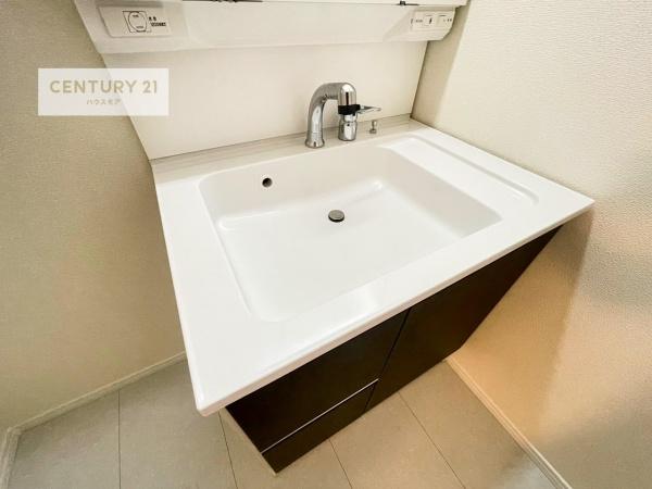 松戸市六高台4丁目　D号棟　新築戸建