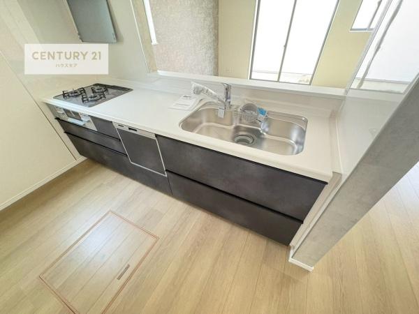 松戸市新松戸6丁目　E号棟　新築戸建