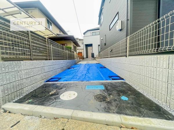 流山市向小金3丁目　2号棟　新築戸建