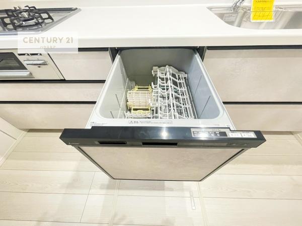 流山市向小金3丁目　2号棟　新築戸建
