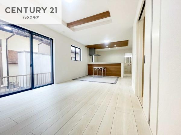 松戸市六高台4丁目　2号棟　新築戸建
