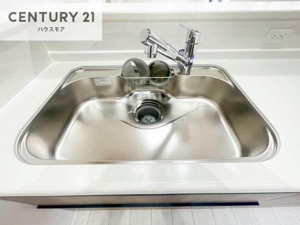松戸市六高台4丁目　2号棟　新築戸建