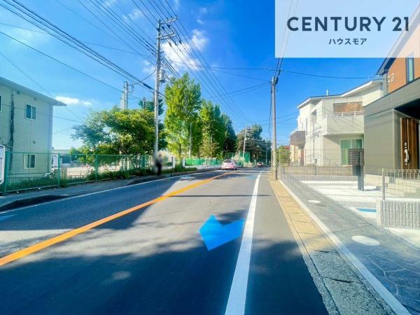 流山市向小金4丁目　3号棟　新築戸建て