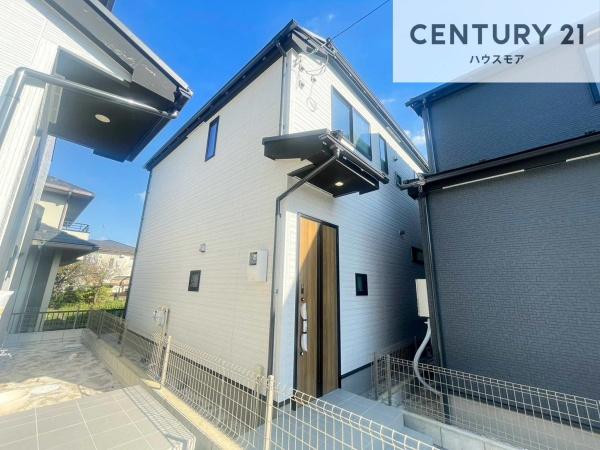 流山市向小金4丁目　3号棟　新築戸建て